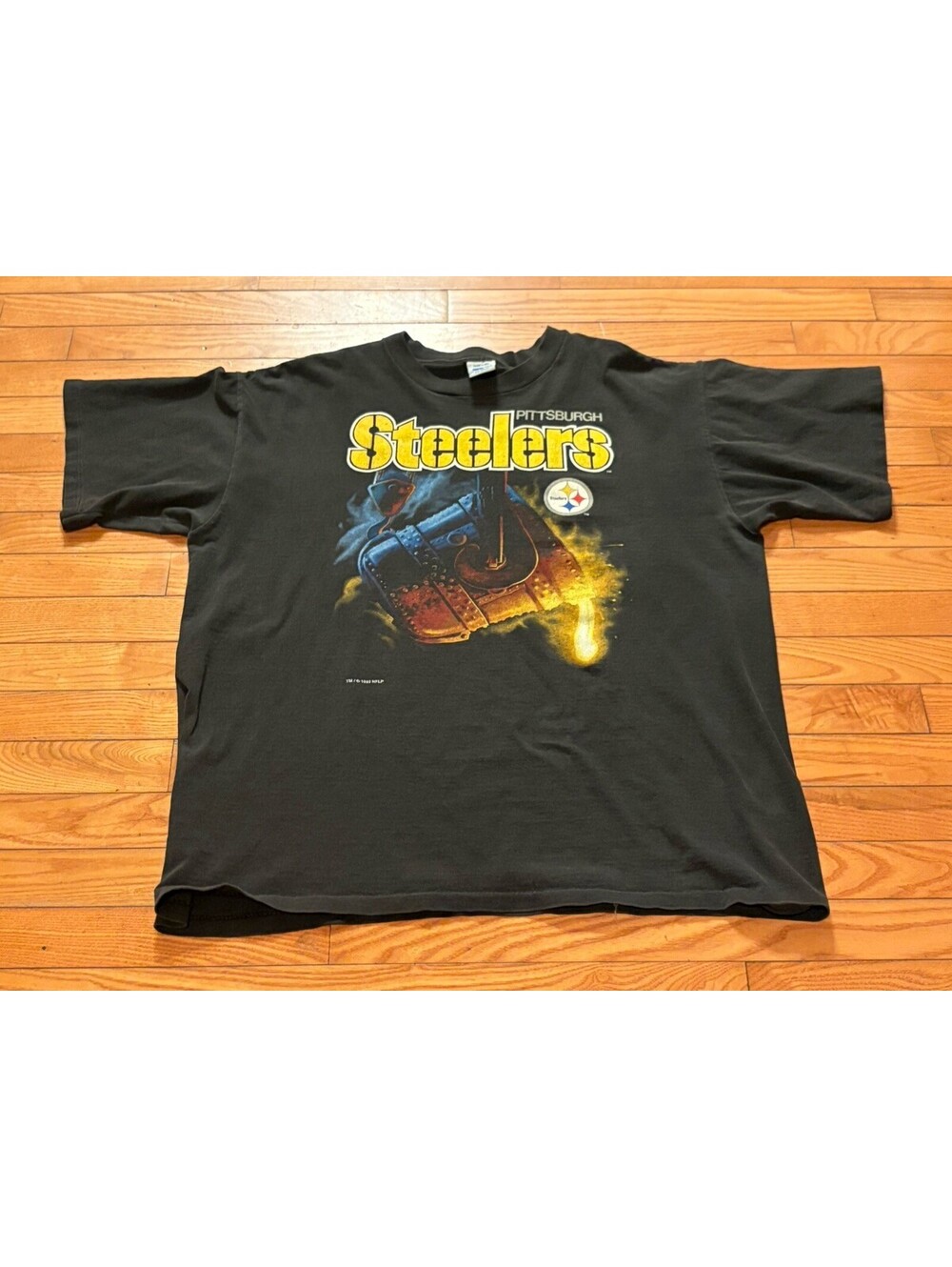 Rare Vintage 1993 NFL Pittsburgh Steelers Melting Steel Graphic T Shirt Size XL